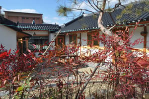 thumbnail: Exterior