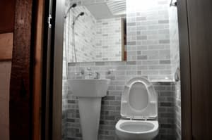 thumbnail: Bathroom