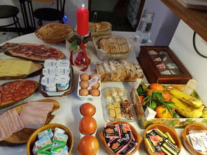 thumbnail: Breakfast buffet