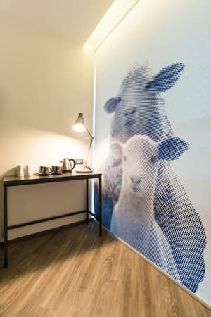 thumbnail: Room amenity