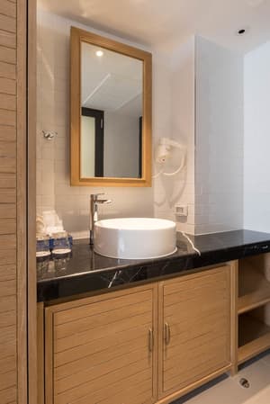 thumbnail: Bathroom sink