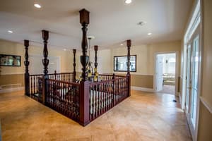 thumbnail: Hallway