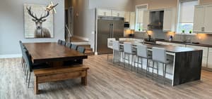 thumbnail: Dining room