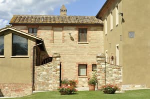 thumbnail: Exterior
