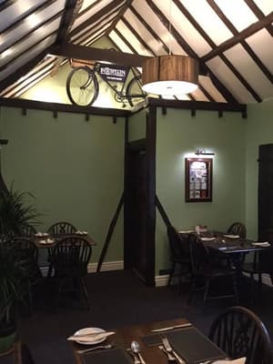 thumbnail: Restaurant