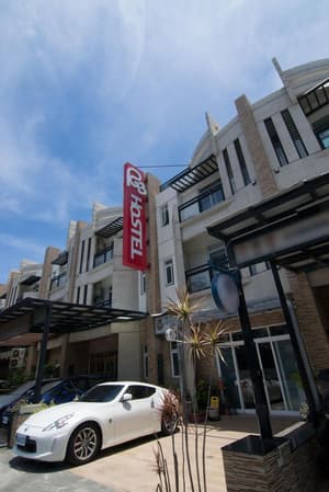 thumbnail: Exterior