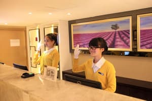 thumbnail: Reception