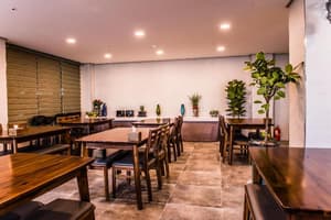 thumbnail: Restaurant