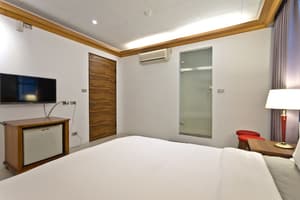 thumbnail: Room