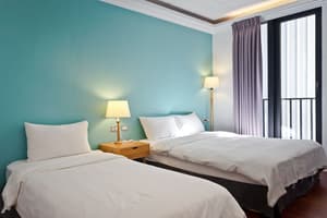 thumbnail: Room