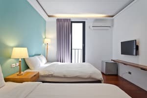 thumbnail: Room