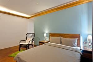 thumbnail: Room