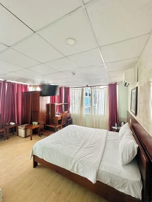 thumbnail: Room