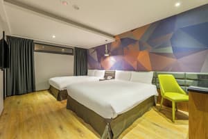 thumbnail: Room