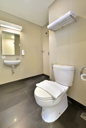 thumbnail: Bathroom