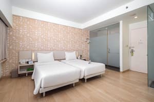 thumbnail: Room