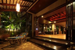 thumbnail: Interior detail