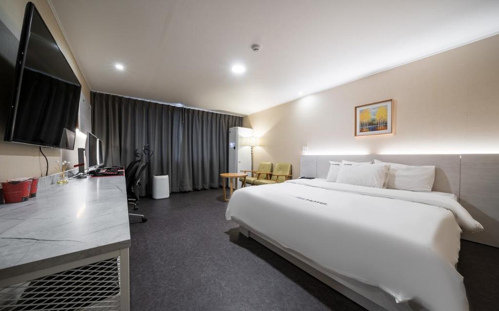816806f5987bdc51c76917a329d1fac2.jpg