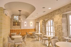thumbnail: Breakfast area