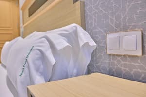 thumbnail: Interior detail