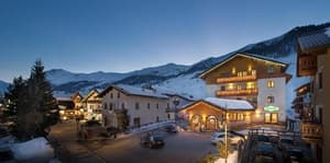 thumbnail: Exterior