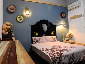 thumbnail: Room