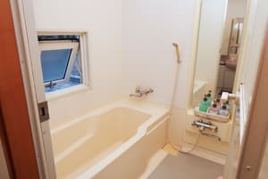 thumbnail: Bathroom