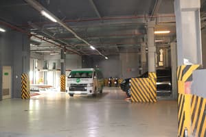 thumbnail: Parking