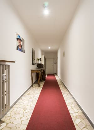 thumbnail: Hallway