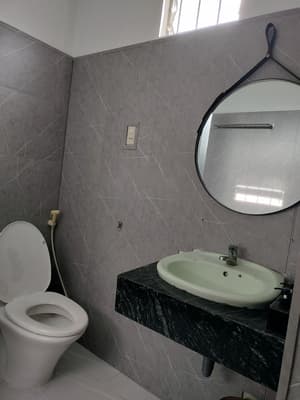 thumbnail: Bathroom