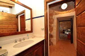 thumbnail: Bathroom sink