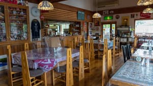 thumbnail: Dining room