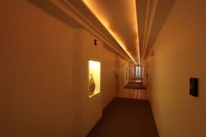 thumbnail: Hallway