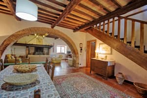 thumbnail: In-room dining