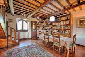 thumbnail: In-room dining