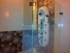 thumbnail: Bathroom shower