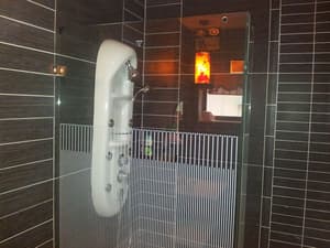 thumbnail: Bathroom shower