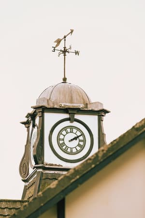 thumbnail: Exterior detail