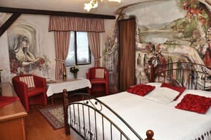 thumbnail: Room