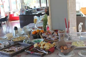 thumbnail: Breakfast area