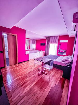 thumbnail: Rooms