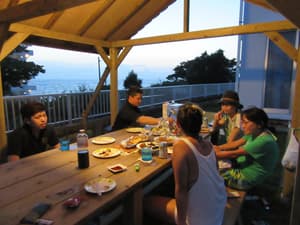 thumbnail: Outdoor dining