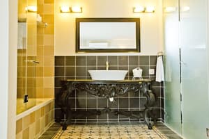 thumbnail: Bathroom