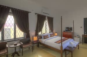 thumbnail: Room