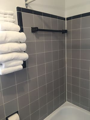 thumbnail: Bathroom shower