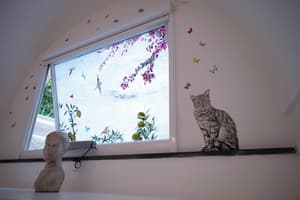 thumbnail: Interior detail
