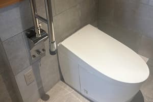thumbnail: Bathroom