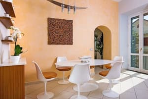 thumbnail: In-room dining