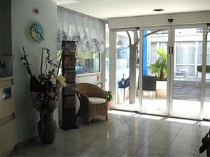thumbnail: Interior entrance
