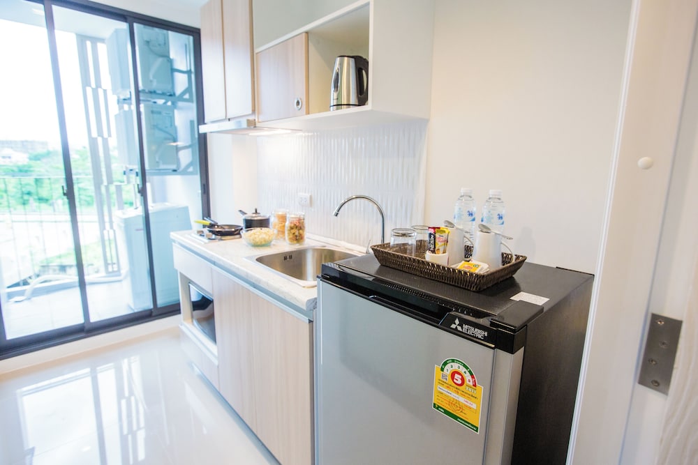 Private kitchenette